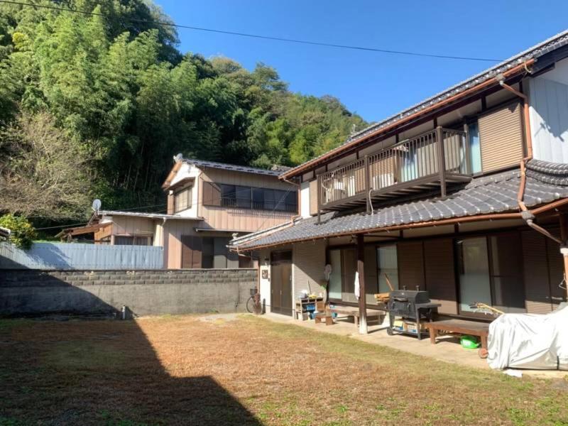 四国旅行のhub拠点 古民家ゲストハウス Heso Camp Miyoshi  Εξωτερικό φωτογραφία