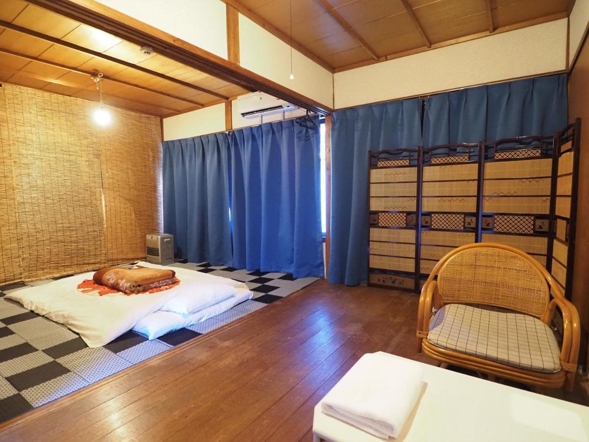 四国旅行のhub拠点 古民家ゲストハウス Heso Camp Miyoshi  Εξωτερικό φωτογραφία