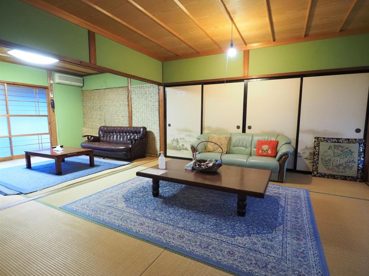 四国旅行のhub拠点 古民家ゲストハウス Heso Camp Miyoshi  Εξωτερικό φωτογραφία